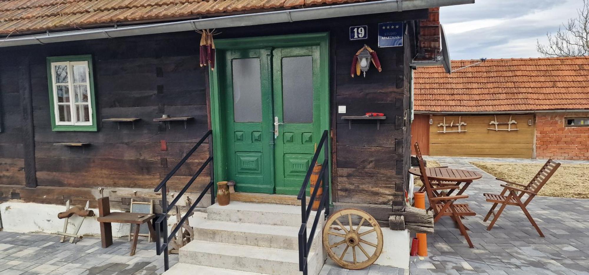 Holiday Home Hizica V Plavem Trnacu Gornja Stubica Luaran gambar